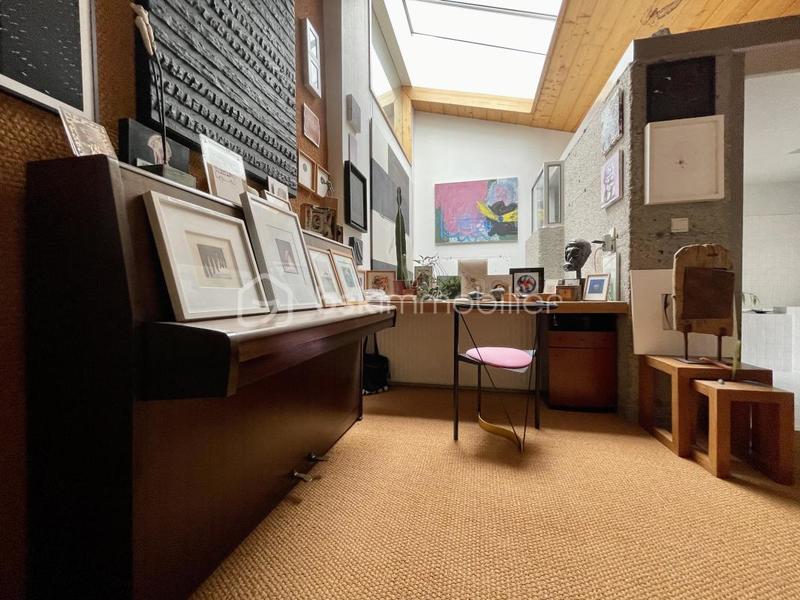 Loft - 308 m² - 12 pièces