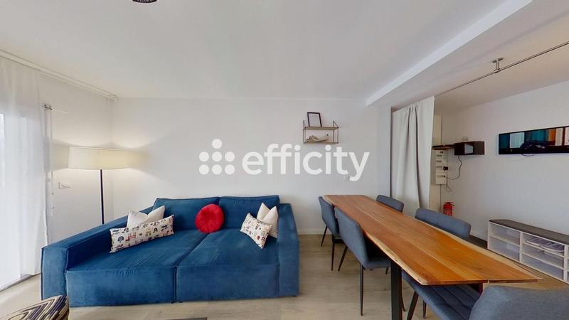 Chambre - 80 m² - 4 pièces