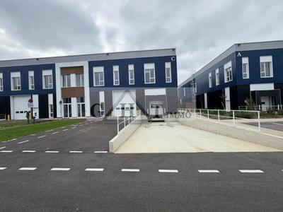 Entrepôt - 1 000 m²