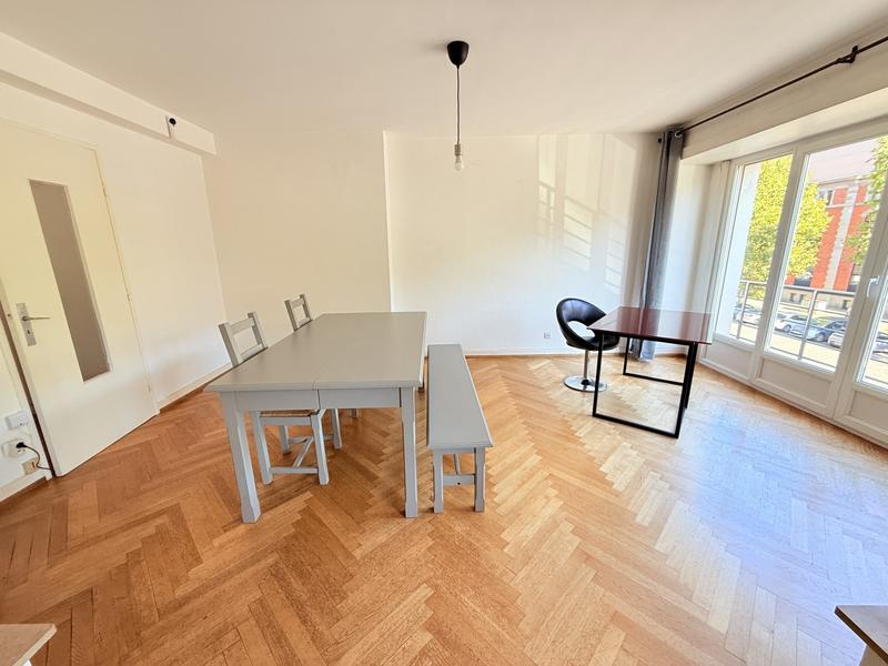 Appartement - 81 m² - 3 pièces