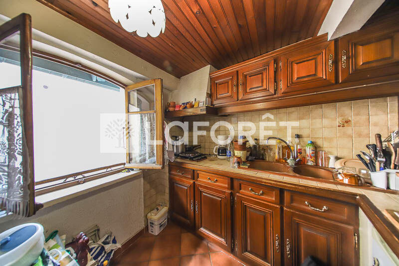 Maison - 137 m² - 6 pièces