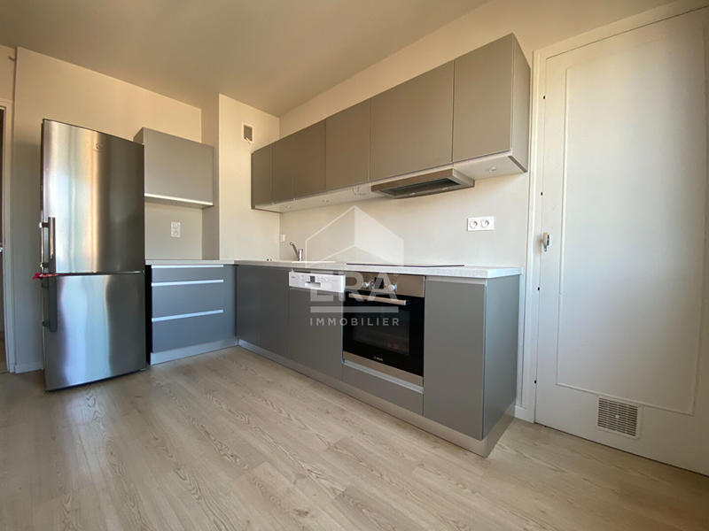 Appartement - 82 m² - 3 pièces