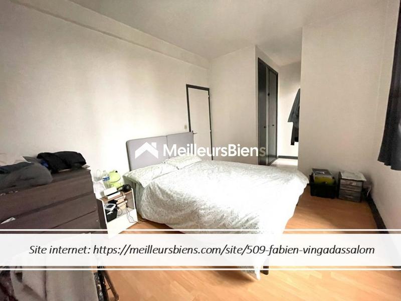 Immeuble - 196 m² - 7 pièces