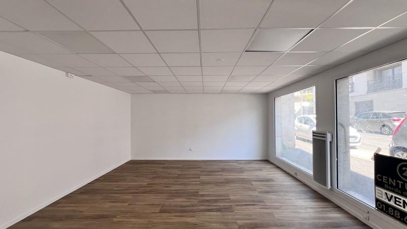 Local commercial - 48 m² - 1 pièce