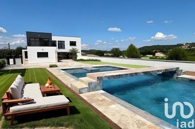 Maison - 265 m² - 7 pièces