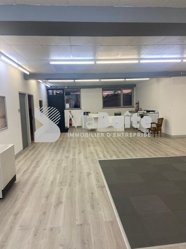 Local commercial - 15 m² - 1 pièce