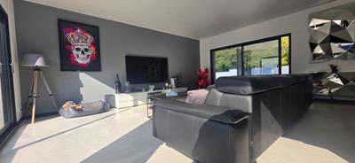 Maison - 146 m² - 6 pièces