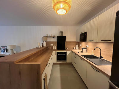 Appartement - 79 m² - 3 pièces