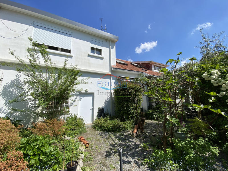 Maison - 141 m² - 7 pièces