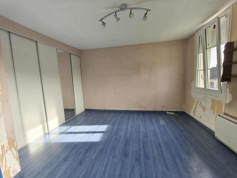 Maison - 211 m² - 8 pièces