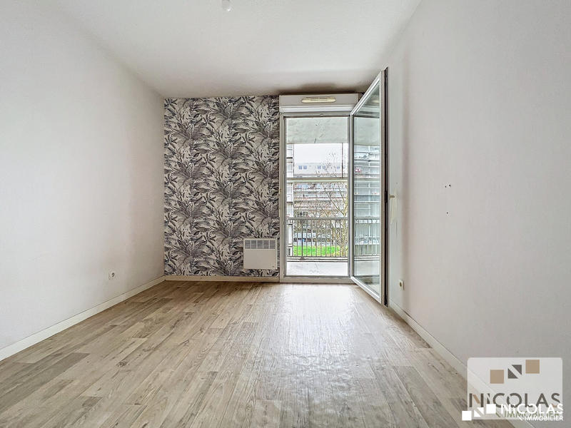 Appartement - 84 m² - 4 pièces