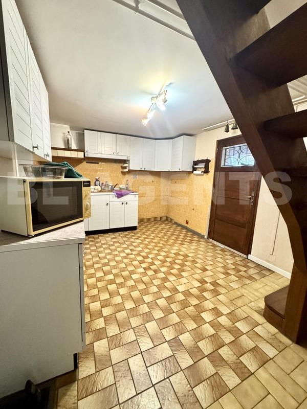 Maison traditionnelle - 90 m² - 4 pièces