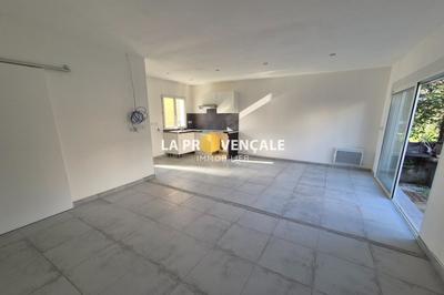 Maison - 60 m² - 3 pièces