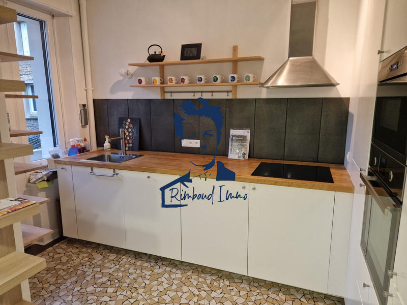 Appartement - 90 m² - 3 pièces