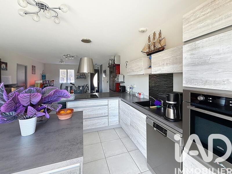 Maison - 100 m² - 4 pièces