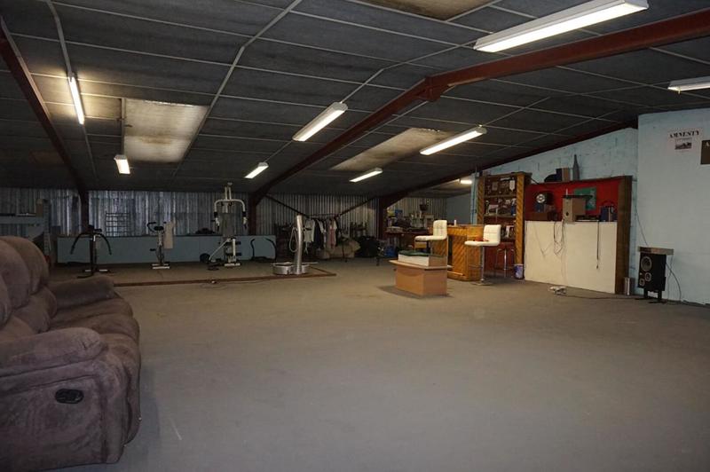 Loft - 269 m² - 6 pièces