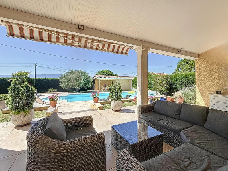 Maison - 165 m² - 6 pièces