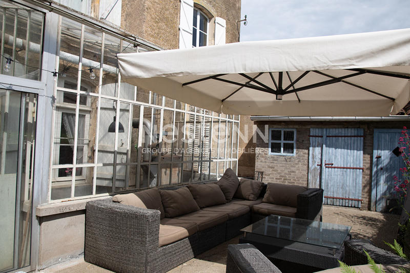 Maison - 259 m² - 10 pièces