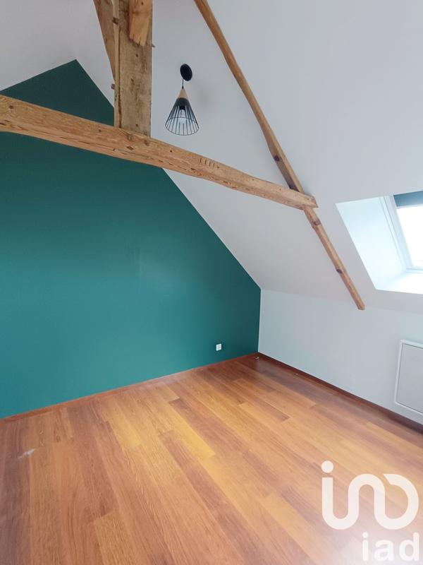 Maison - 111 m² - 8 pièces