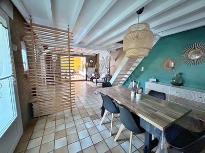 Maison - 122 m² - 4 pièces