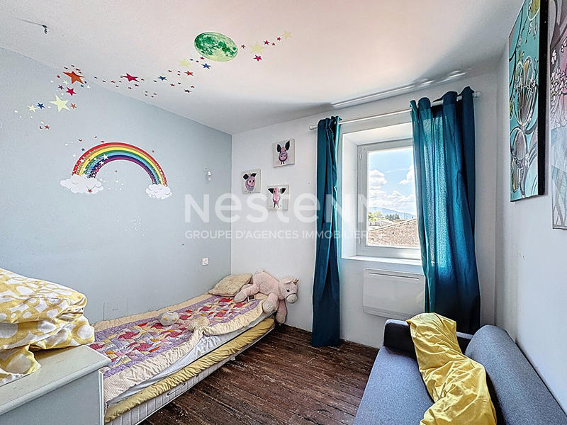 Maison - 280 m² - 6 pièces