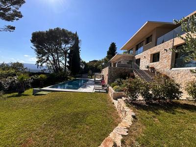 Villa - 370 m² - 7 pièces