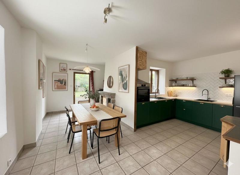 Maison - 150 m² - 5 pièces