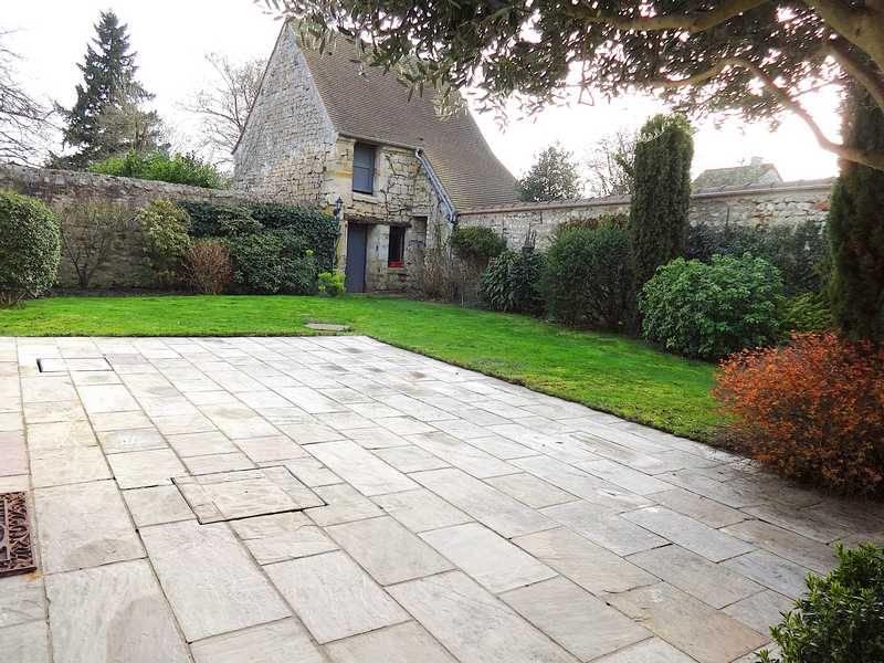 Maison - 186 m² - 8 pièces