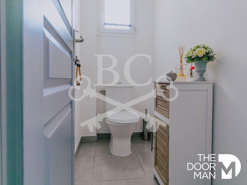 Maison - 98 m² - 4 pièces