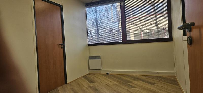Bureau - 382 m²