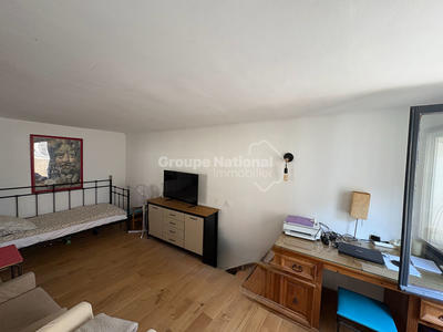 Appartement - 82 m² - 3 pièces