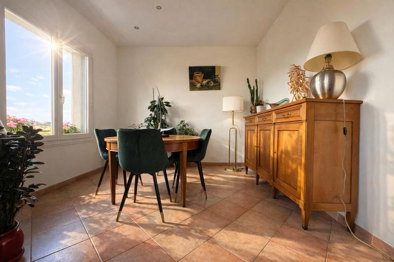 Appartement - 103 m² - 4 pièces