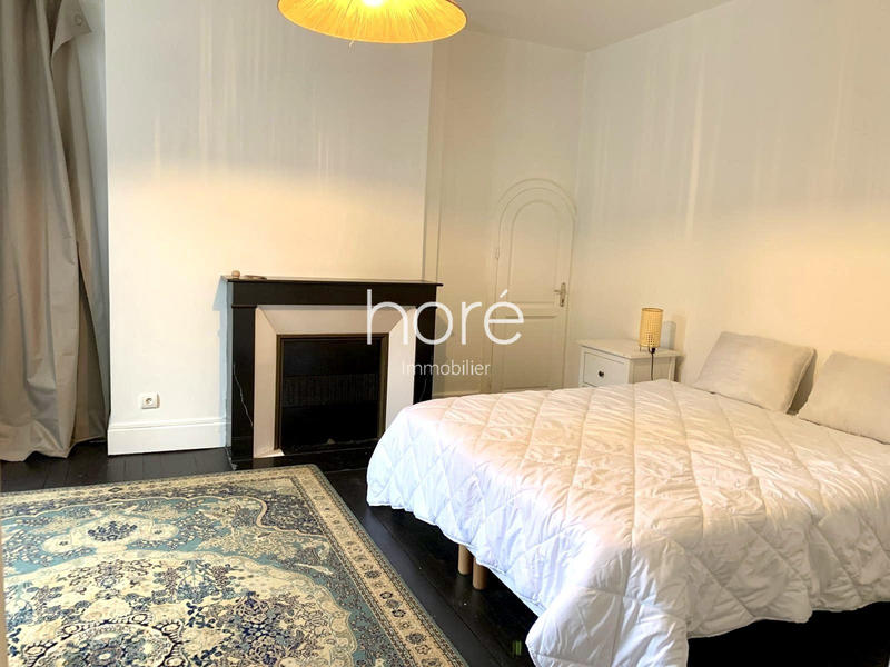 Maison ancienne - 275 m² - 8 pièces