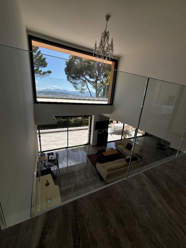 Villa - 370 m² - 7 pièces