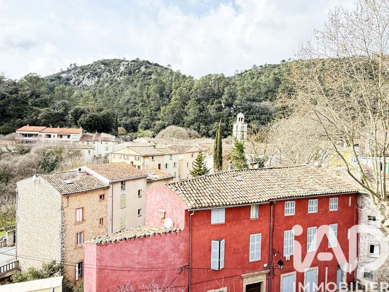 Maison de village - 90 m² - 6 pièces