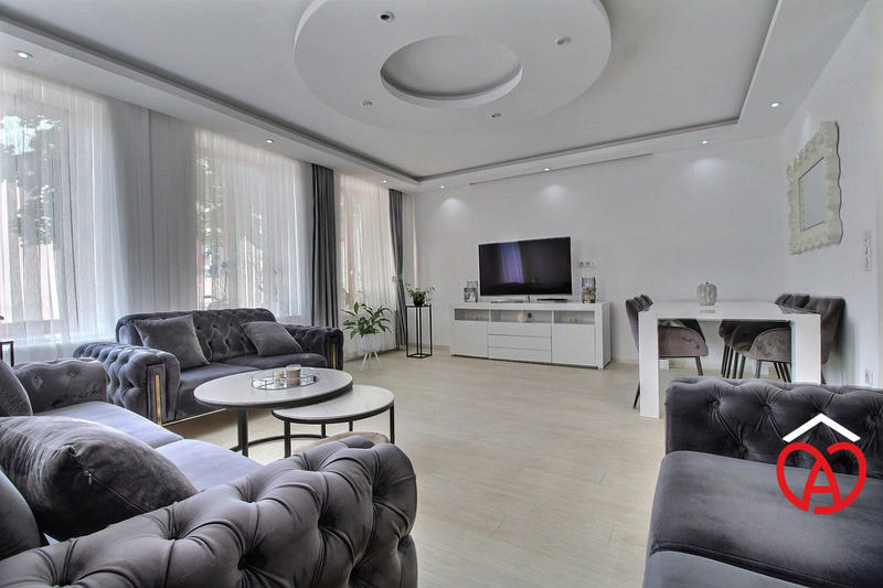 Maison - 143 m² - 7 pièces