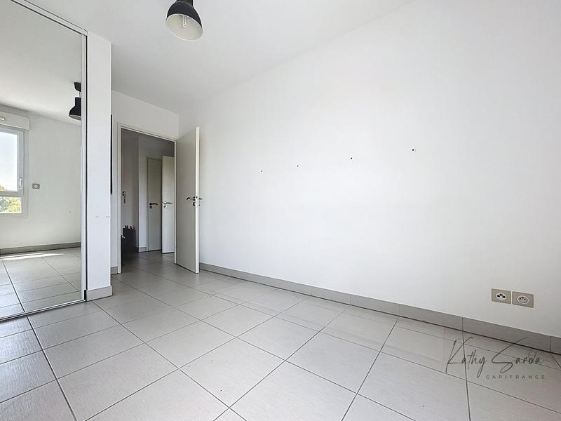 Appartement - 80 m² - 3 pièces