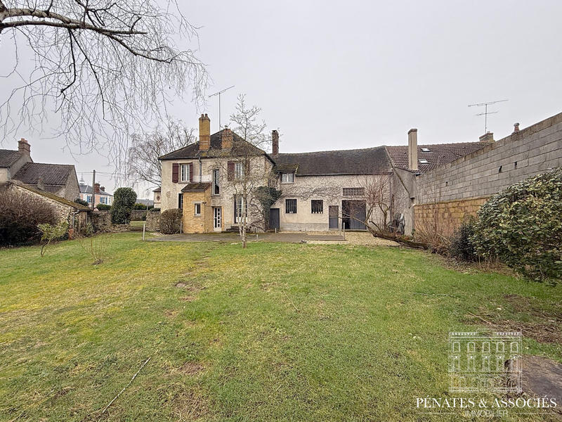 Maison - 156 m² - 7 pièces