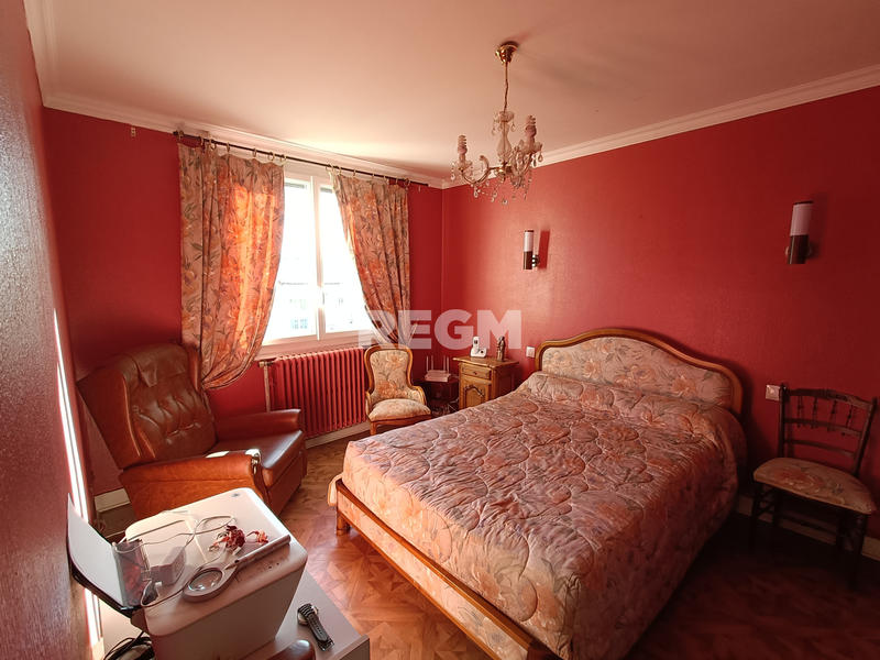 Maison - 135 m² - 7 pièces