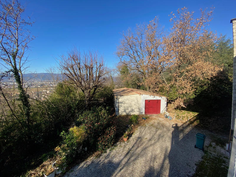 Maison - 238 m² - 9 pièces