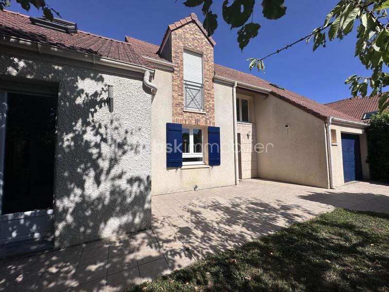 Maison - 156 m² - 7 pièces