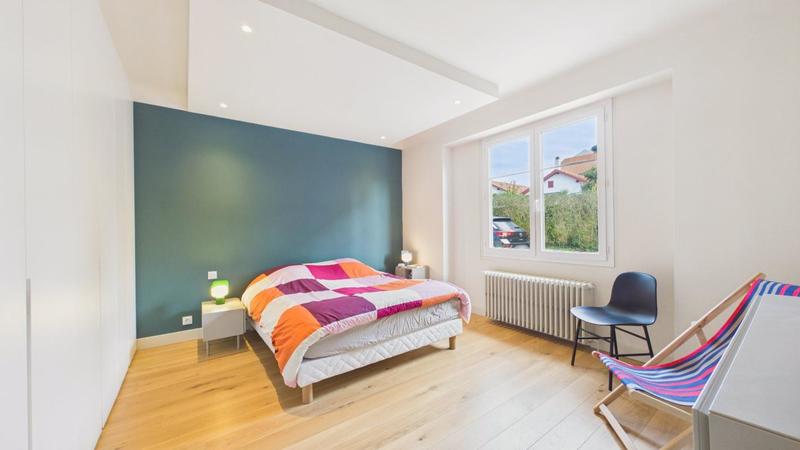 Appartement - 80 m² - 3 pièces