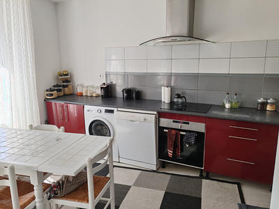 Maison - 143 m² - 8 pièces