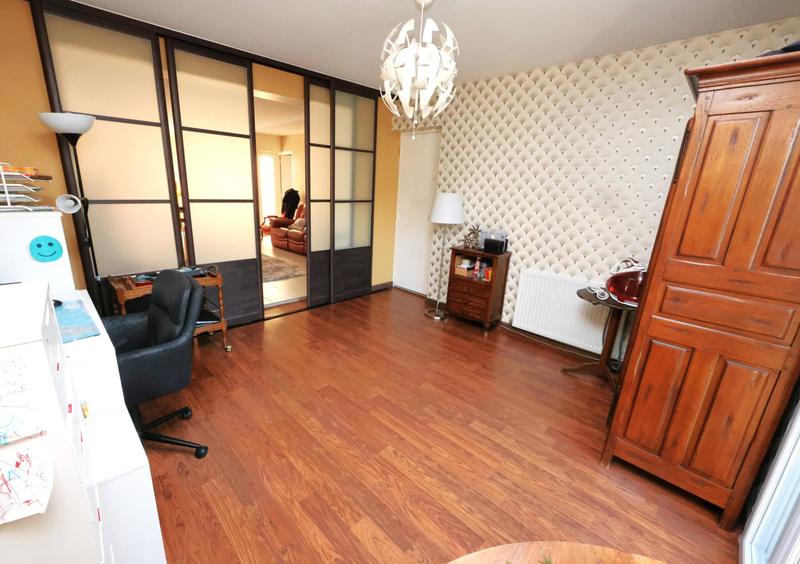 Maison - 143 m² - 7 pièces