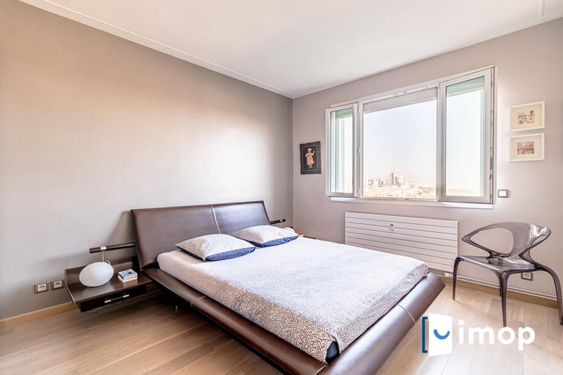 Appartement - 90 m² - 3 pièces