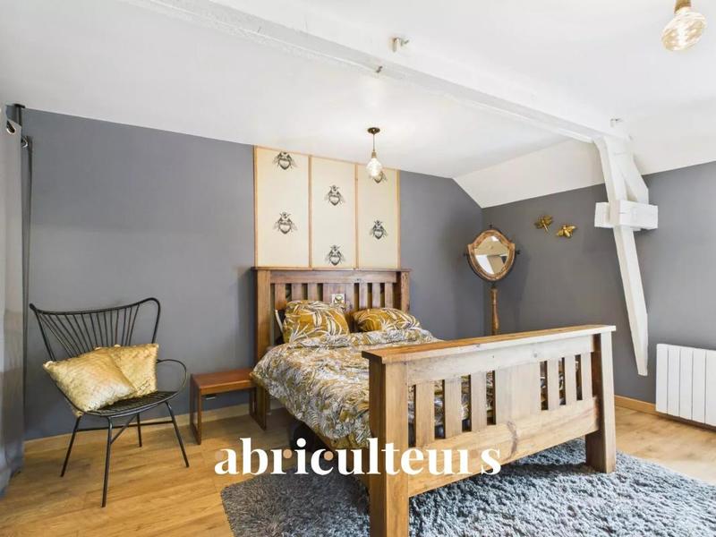 Maison en pierre - 147 m² - 7 pièces