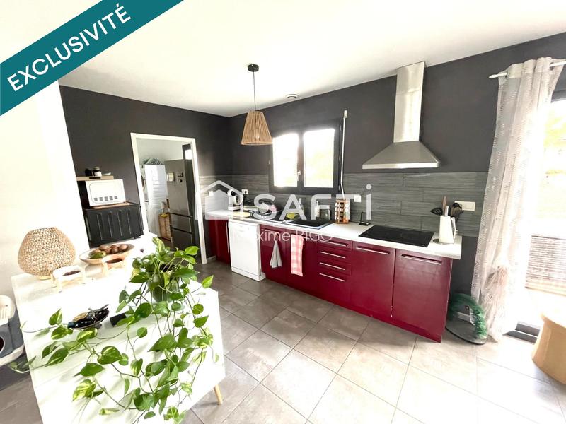 Maison - 94 m² - 4 pièces