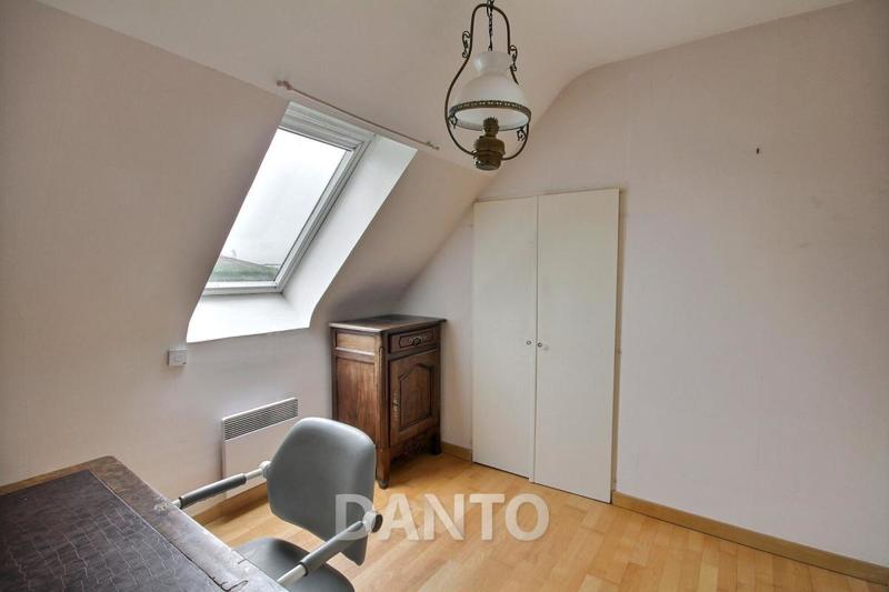 Maison traditionnelle - 127 m² - 6 pièces