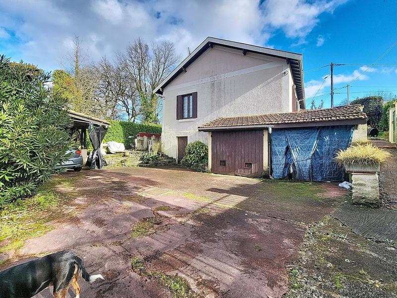 Maison - 84 m² - 5 pièces
