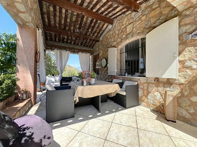 Villa - 184 m² - 5 pièces